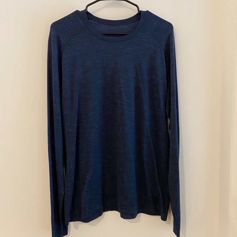 Lululemon - Navy Heather Long-Sleeve Workout Shirt